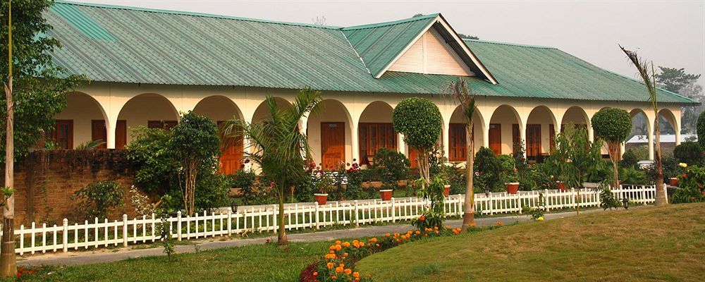 United-21 Grassland Hotel Bagori Exterior photo