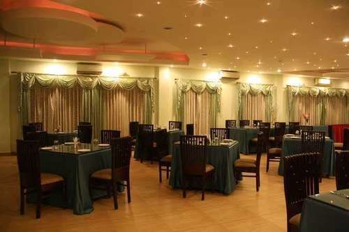United-21 Grassland Hotel Bagori Exterior photo