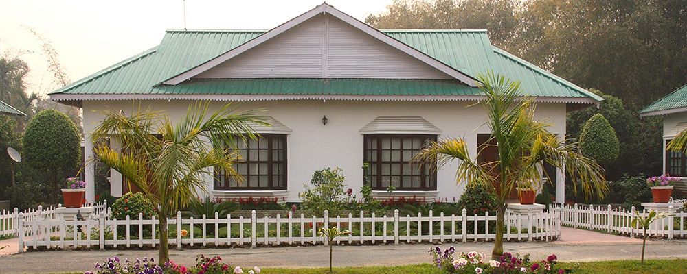United-21 Grassland Hotel Bagori Exterior photo