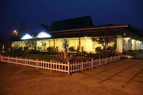 United-21 Grassland Hotel Bagori Exterior photo